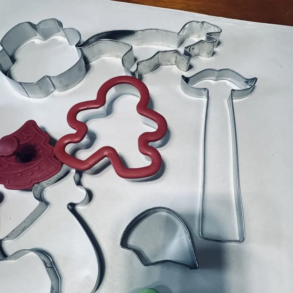 Lot Of 21 Cookie Cutters press stamps Cake Boss Christmas Thanksgiving butterfly